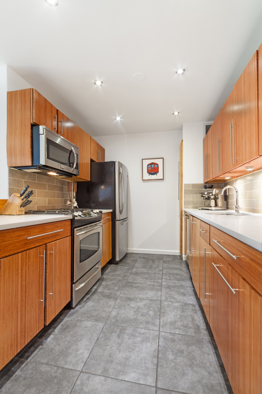 315 St Johns Place, Unit 3D Brooklyn, NY 11238 - Photo 2 of 10