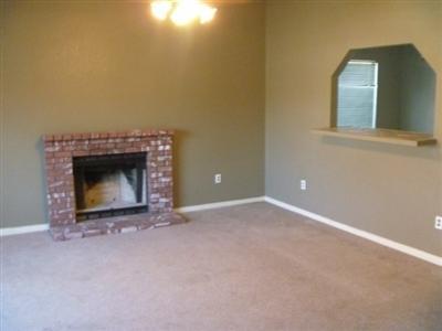 6800 Grinder Way Bakersfield, CA 93307 - Photo 2 of 13