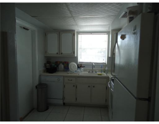 7670 Southwest 82nd Street, Unit H215 Miami, FL 33143 - Photo 5 of 12