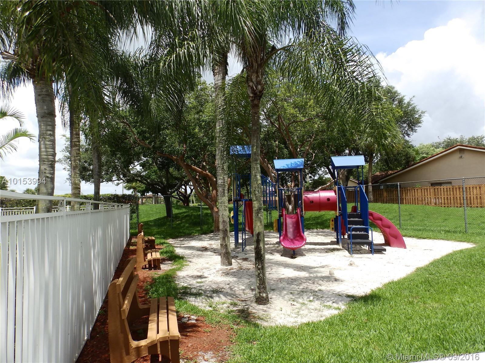 15900 Southwest 112th Terrace Miami, FL 33196 - Photo 29 of 32