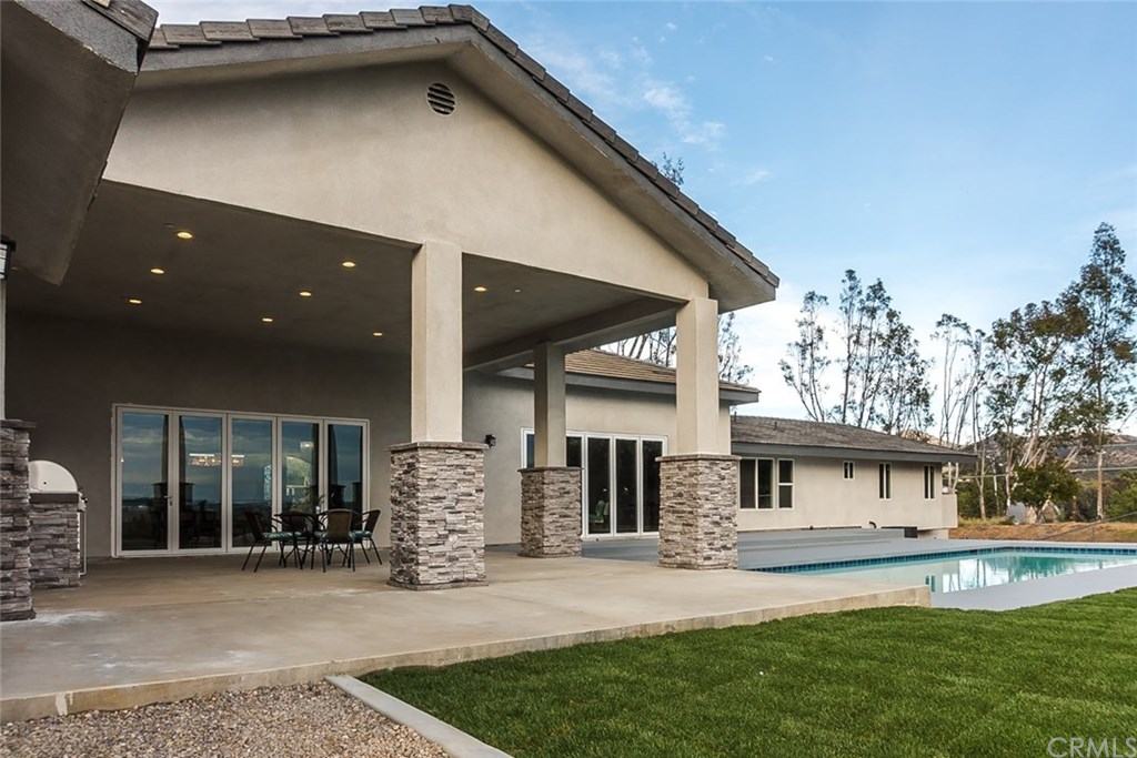 13757 Del Poniente Road Poway, CA 92064 - Photo 28 of 75