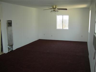 705 Lawson Road Bakersfield, CA 93307 - Photo 4 of 15 Gallery Image 4