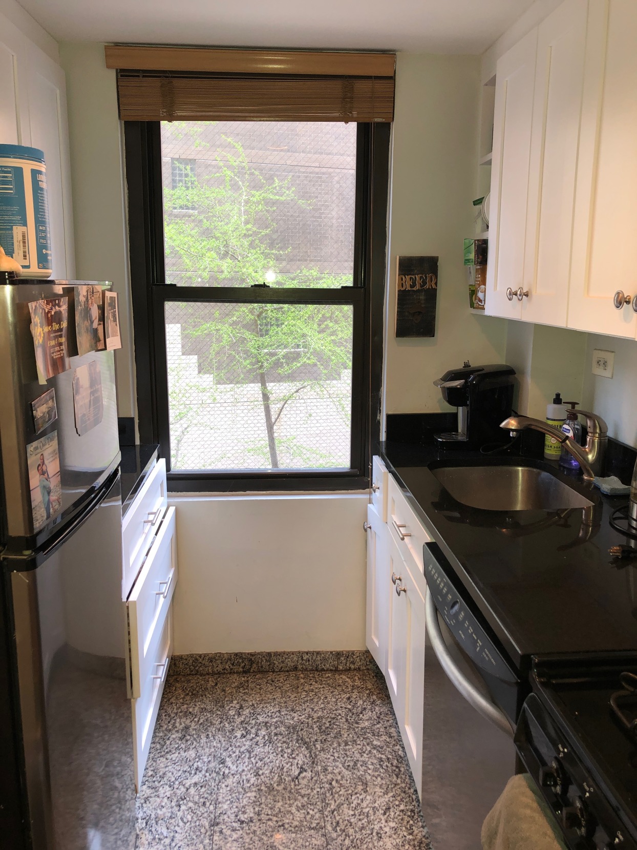 210 East 47th Street, Unit 3H Manhattan, NY 10017 - Photo 5 of 10