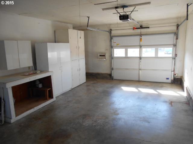 1638 Umpqua Road Woodburn, OR 97071 - Photo 12 of 16 Gallery Image 12