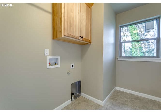 3951 10th Street Hubbard, OR 97032 - Photo 26 of 32 Gallery Image 26