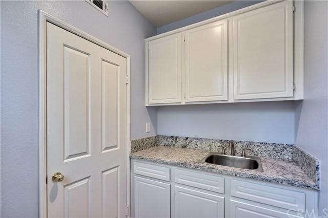 56 Mt Vernon Irvine, CA 92620 - Photo 25 of 44