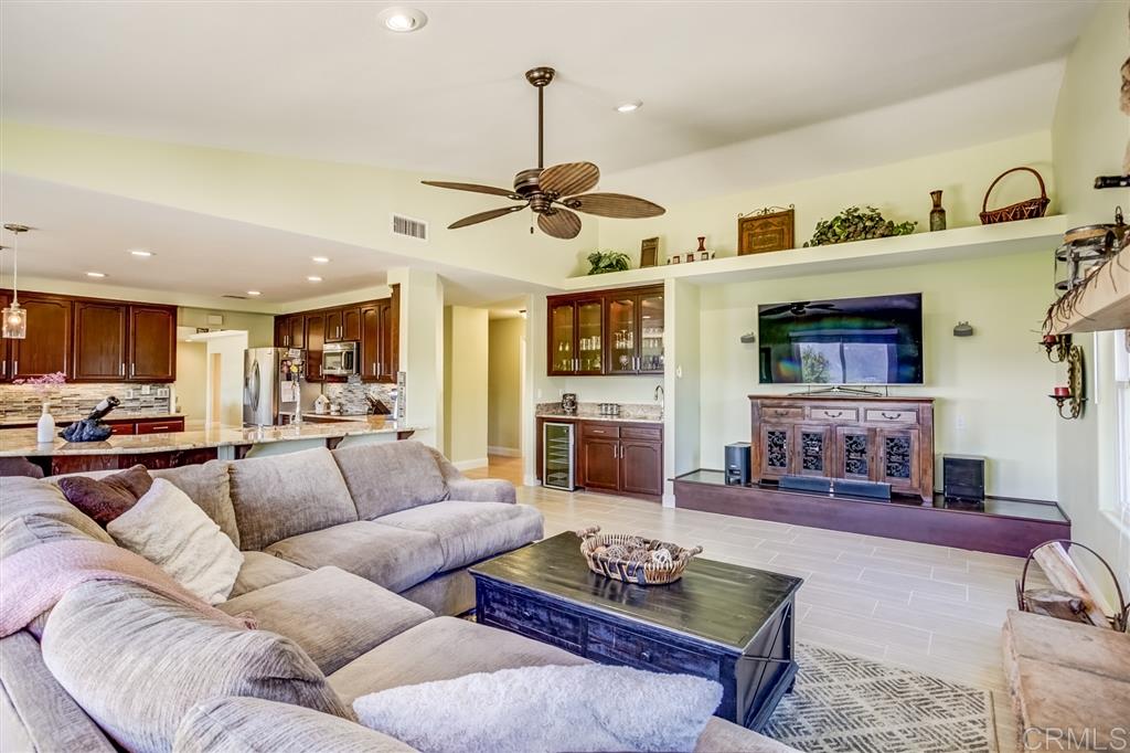 2452 Nido Aguila Alpine, CA 91901 - Photo 9 of 25