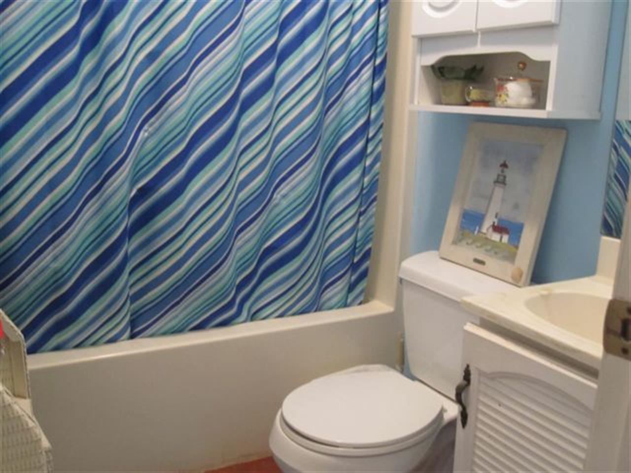 435 Sunset Beach Road Florence, AL 35633 - Photo 11 of 17