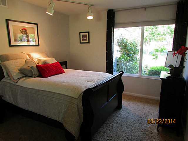 14353 Twin Peaks Road Poway, CA 92064 - Photo 19 of 25 3rd Bedroom with Mirrored Wardrobe closet