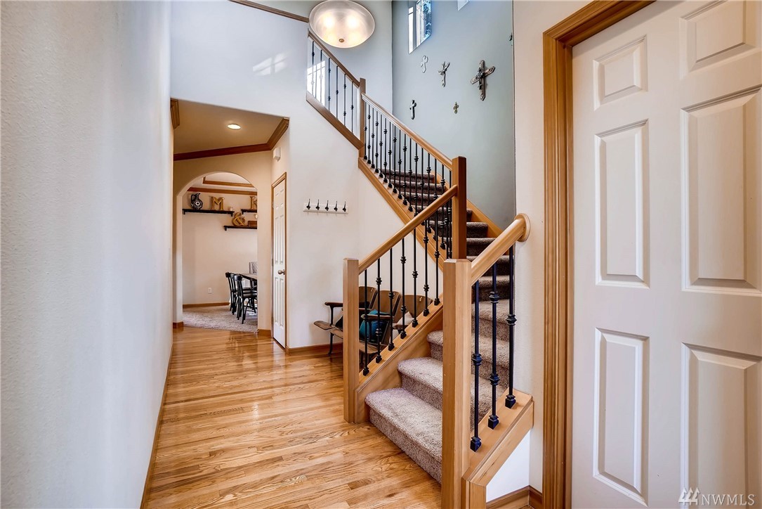 205 183rd Street Southwest, Unit B Bothell, WA 98012 - Photo 5 of 24