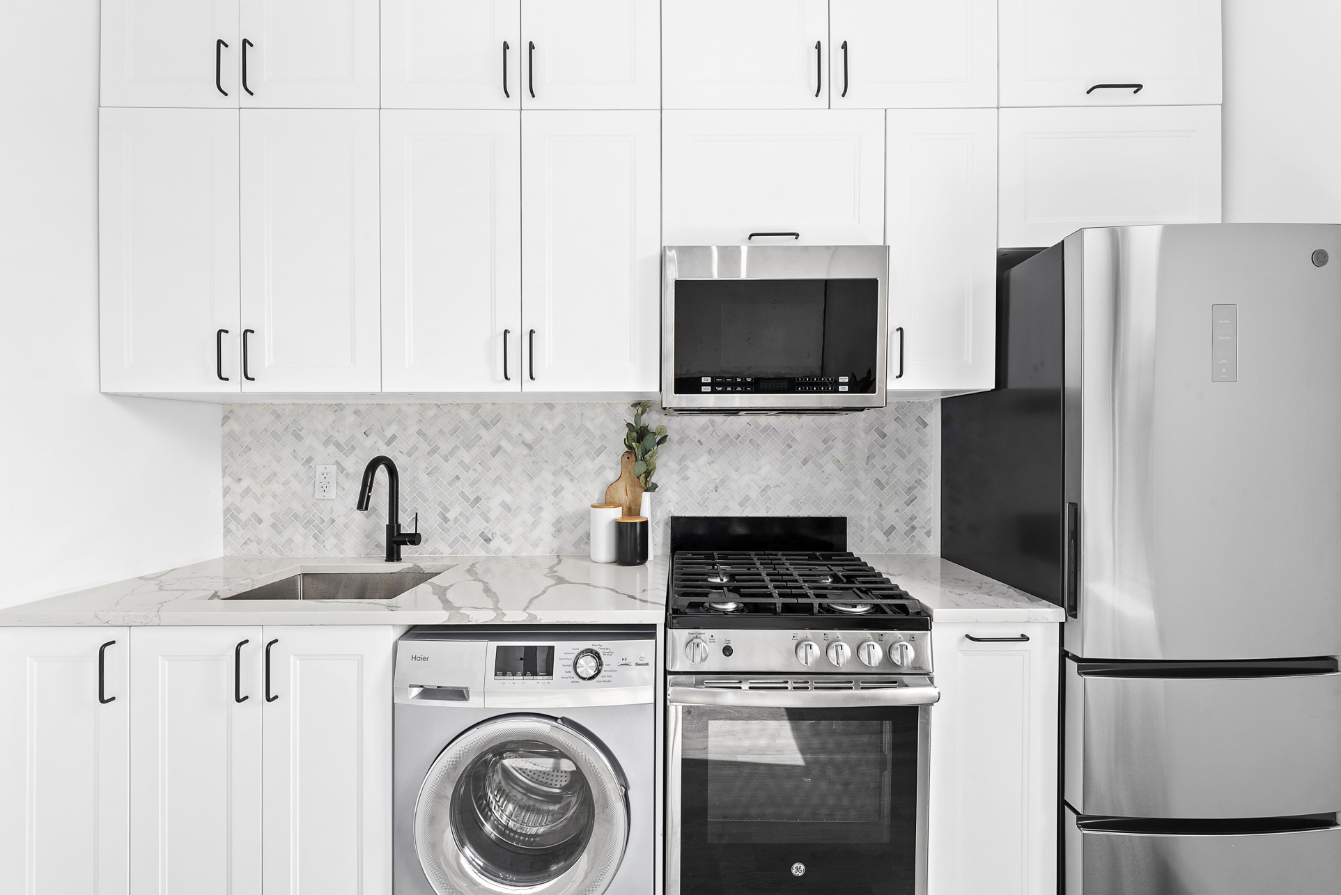 53 Stanton Street, Unit 5A Manhattan, NY 10002 - Photo 2 of 6