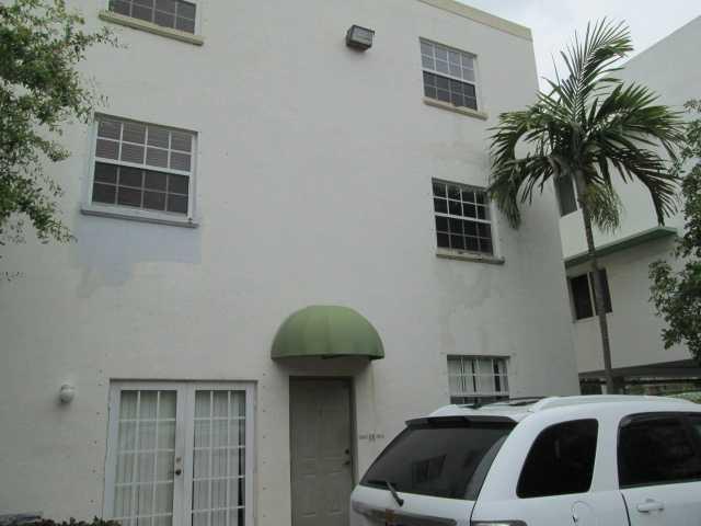 77 East 4th Street, Unit A201 Hialeah, FL 33010 - Photo 1 of 7