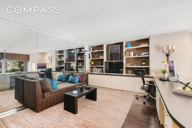 170 East 88th Street, Unit 2B Manhattan, NY 10128 - Photo 9 of 11