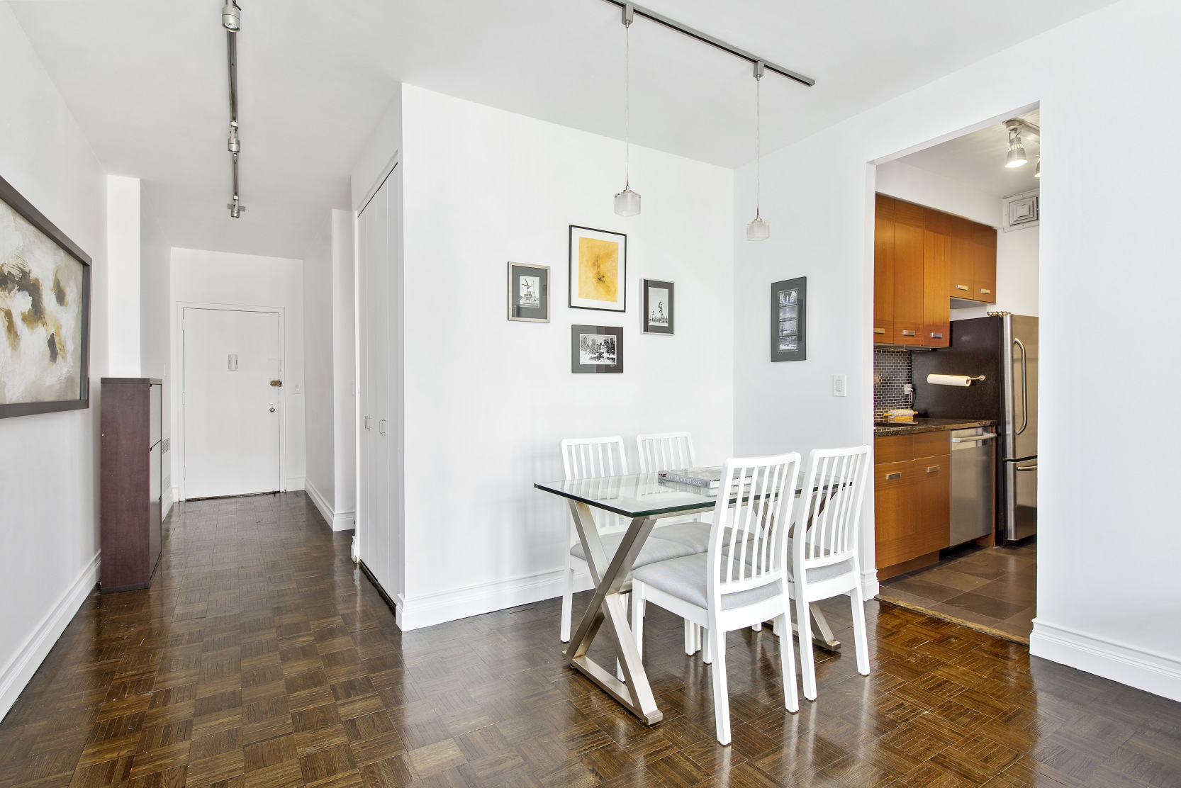 350 Albany Street, Unit 4Q Manhattan, NY 10280 - Photo 3 of 9