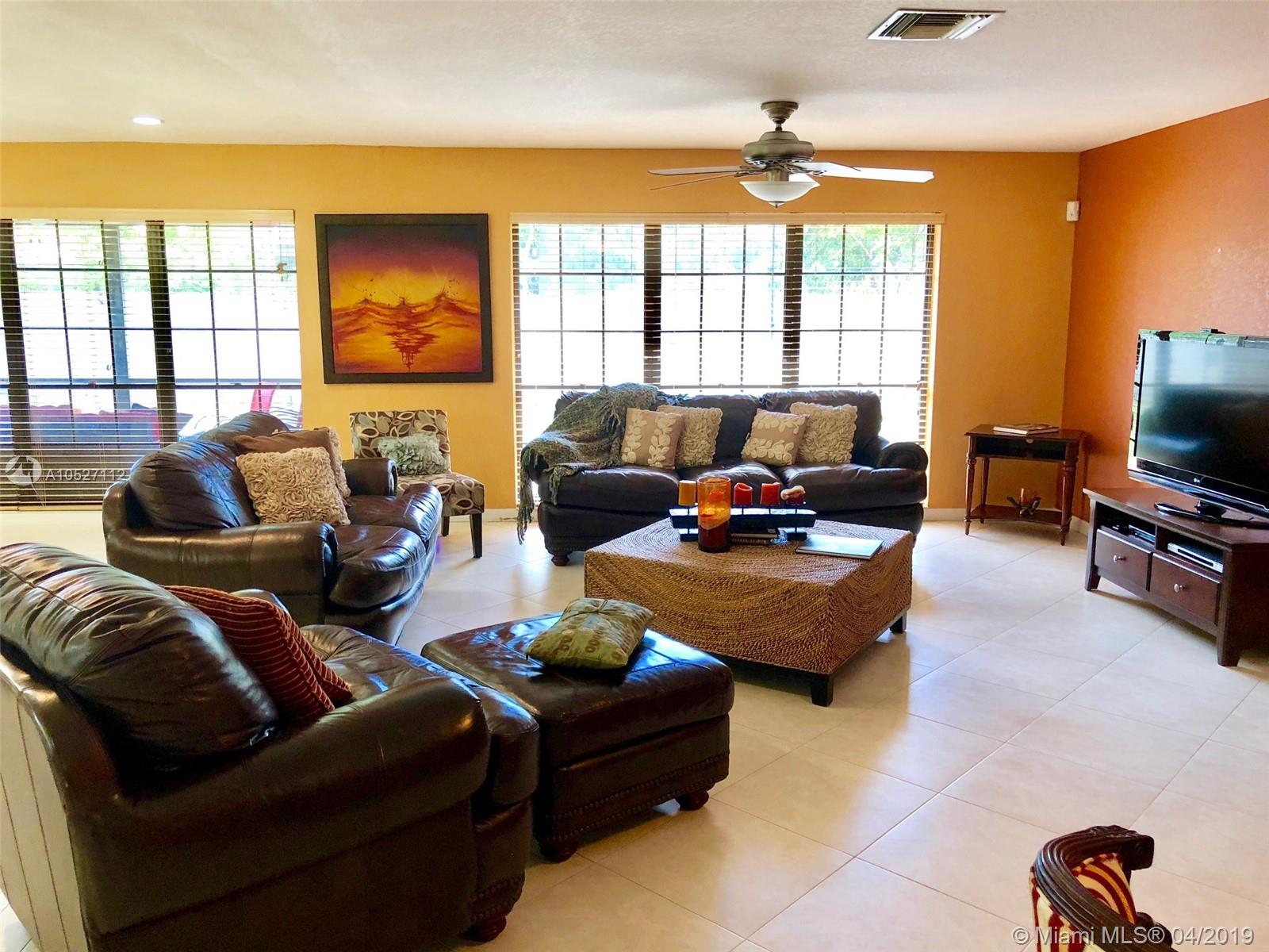 20906 Encanto Court Boca Raton, FL 33433 - Photo 8 of 47