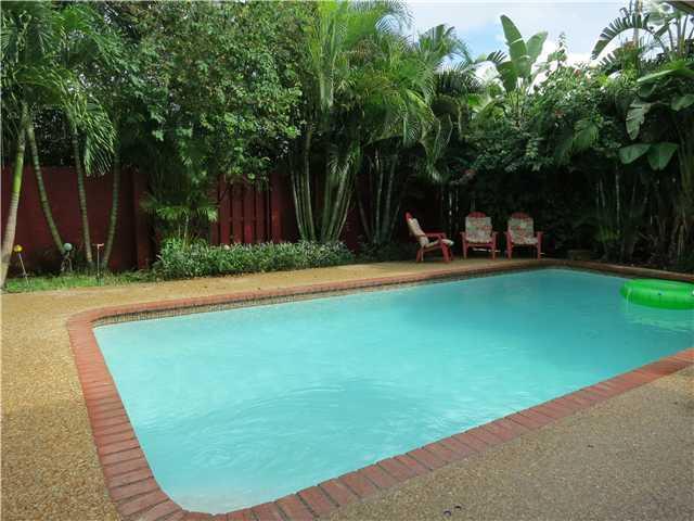 528 Southwest 166th Terrace Weston, FL 33326 - Photo 13 of 17