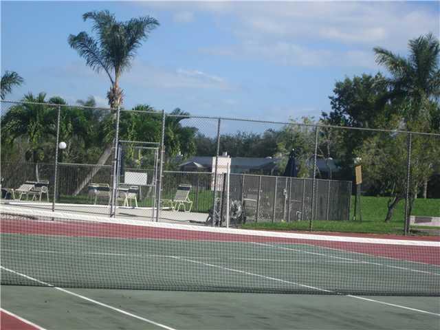 9035 Flynn Circle, Unit 4 Boca Raton, FL 33496 - Photo 22 of 25 Gallery Image 22