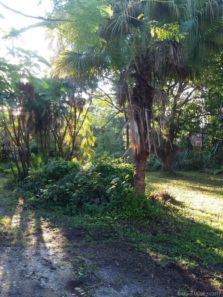 7393 Southwest 79th Court Miami, FL 33143 - Photo 15 of 18
