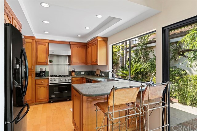 14 Woodfall Irvine, CA 92604 - Photo 3 of 17