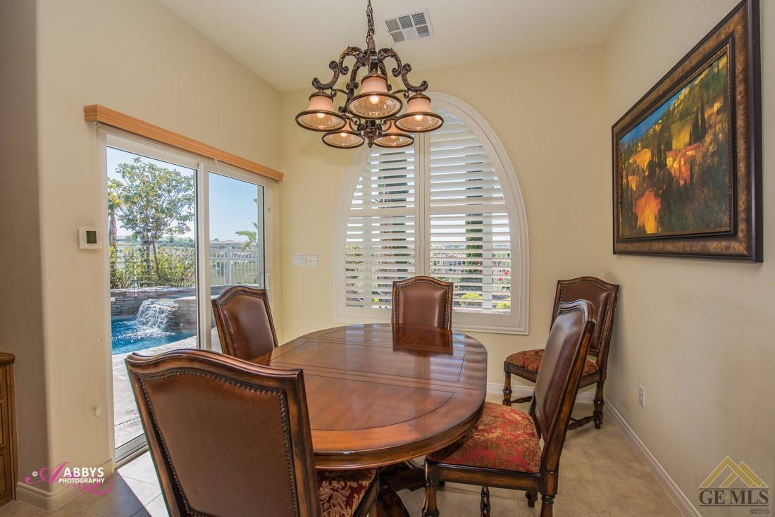 13407 Raphael Avenue Bakersfield, CA 93306 - Photo 12 of 40