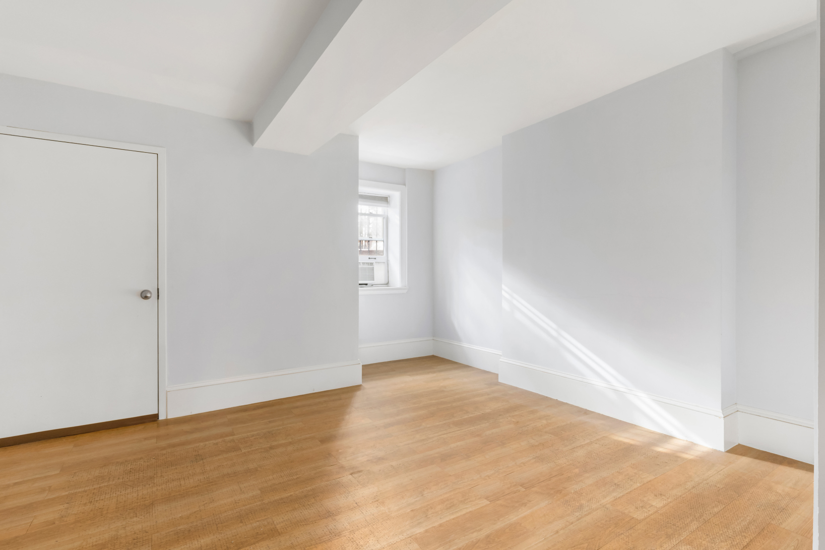 485 West 22nd Street, Unit GARDEN Manhattan, NY 10011 - Photo 5 of 9