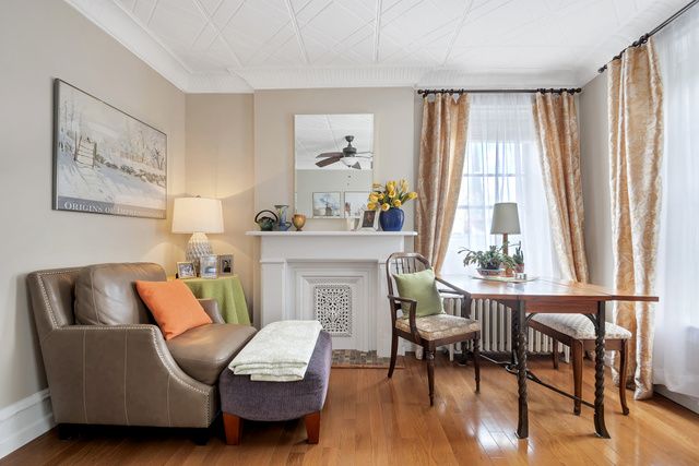 $2,700,000 | 2 1st Place | Carroll Gardens