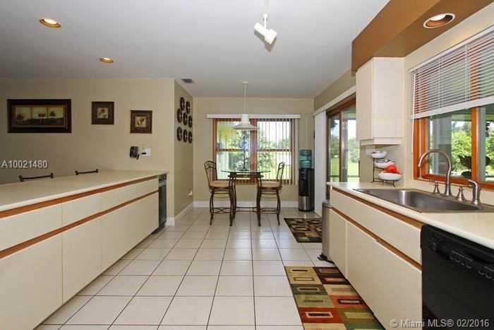 5111 Southwest 198th Terrace Southwest Ranches, FL 33332 - Photo 10 of 20