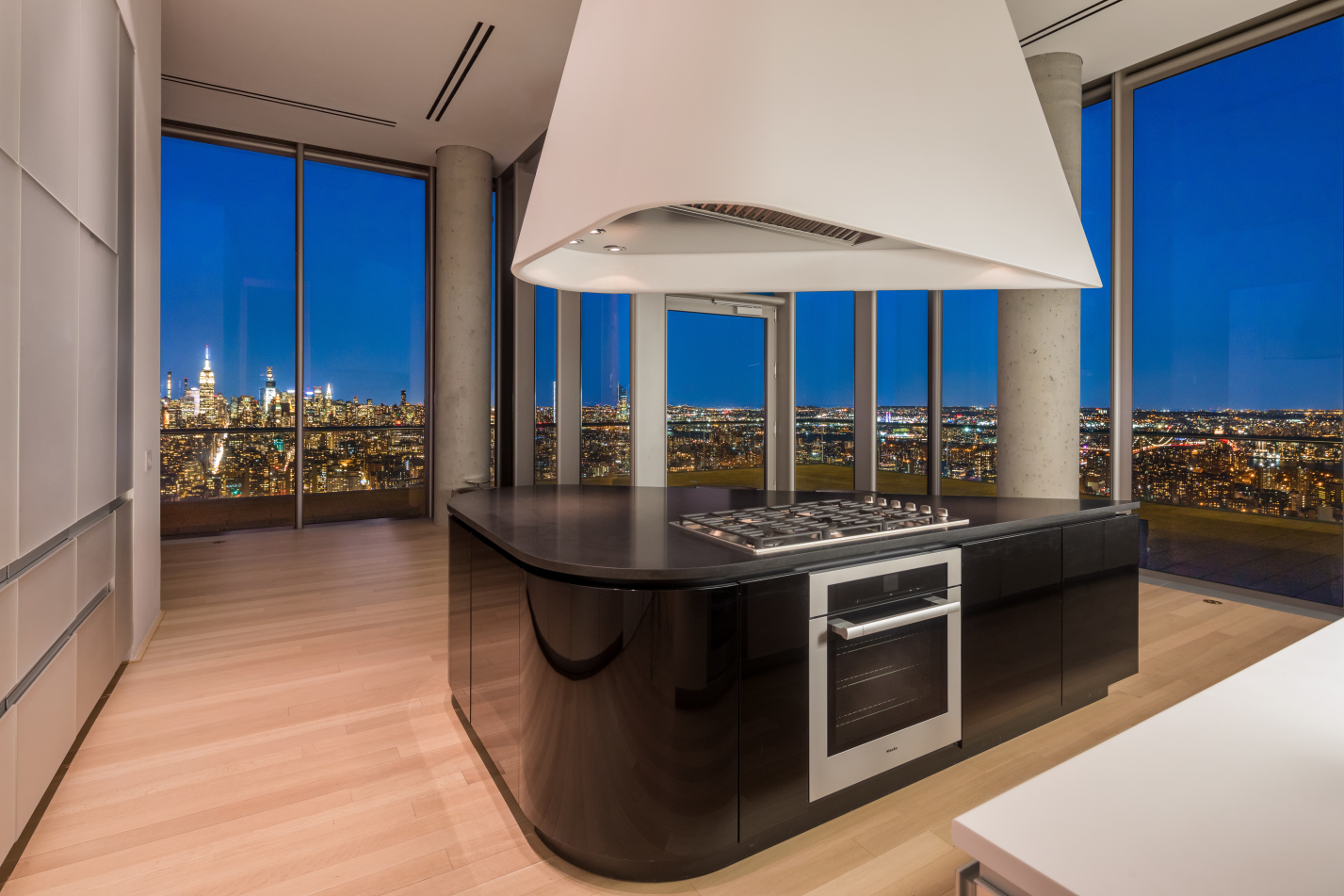 56 Leonard Street, Unit PH53 Manhattan, NY 10013 - Photo 22 of 35