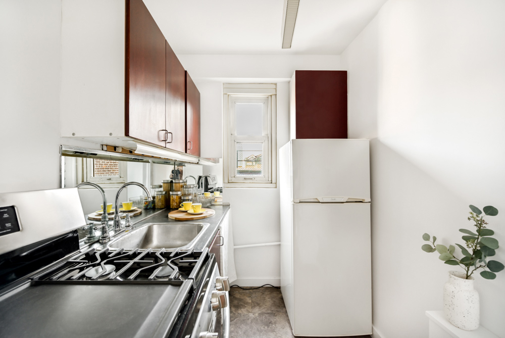 3 Sheridan Square, Unit 6M Manhattan, NY 10014 - Photo 9 of 11