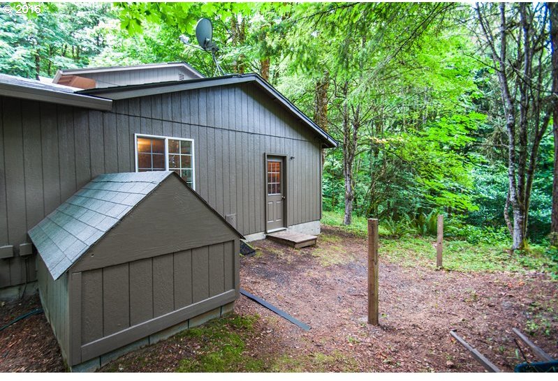 21555 Northwest Gilkison Road Scappoose, OR 97056 - Photo 25 of 30 Gallery Image 25