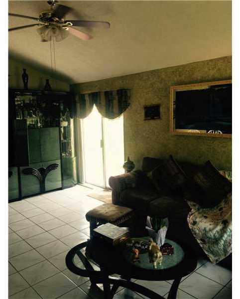 23398 Liberty Bell Terrace Boca Raton, FL 33433 - Photo 4 of 28 Gallery Image 4