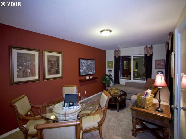 3203 Reed Avenue Woodburn, OR 97071 - Photo 8 of 16 Gallery Image 8