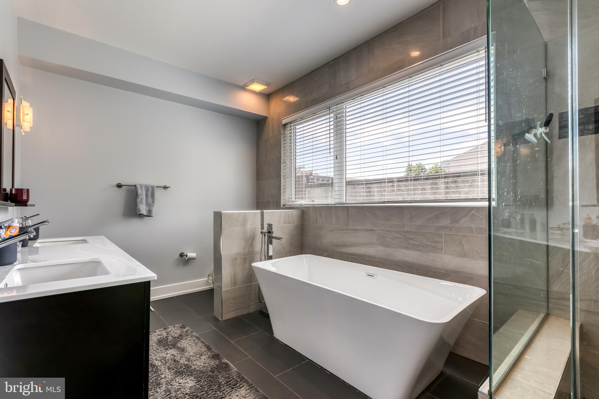 307-309 Reed Street, Unit B Philadelphia, PA 19147 - Photo 12 of 27