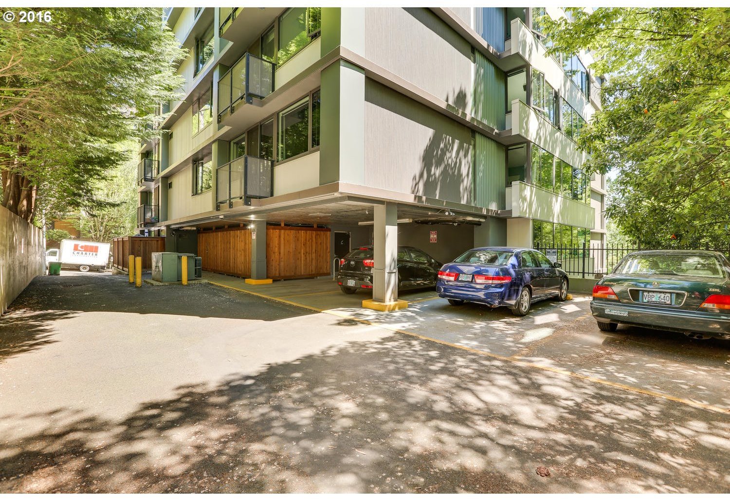 2020 Southwest Main Street, Unit 402 Portland, OR 97205 - Photo 22 of 29