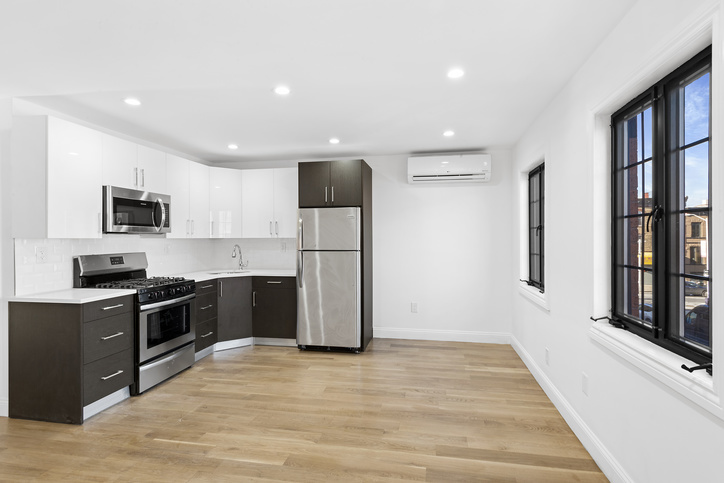 602 Lexington Avenue Brooklyn, NY 10022 - Photo 8 of 12