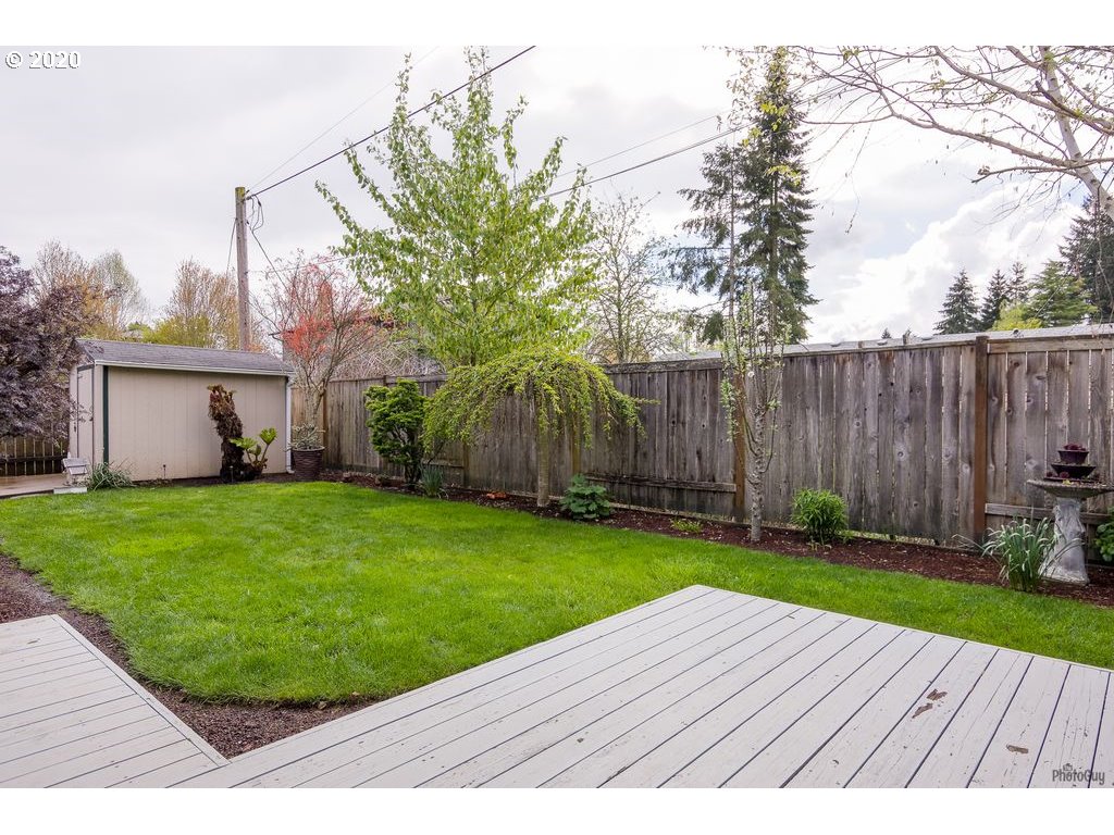 618 62nd Street Springfield, OR 97478 - Photo 14 of 18