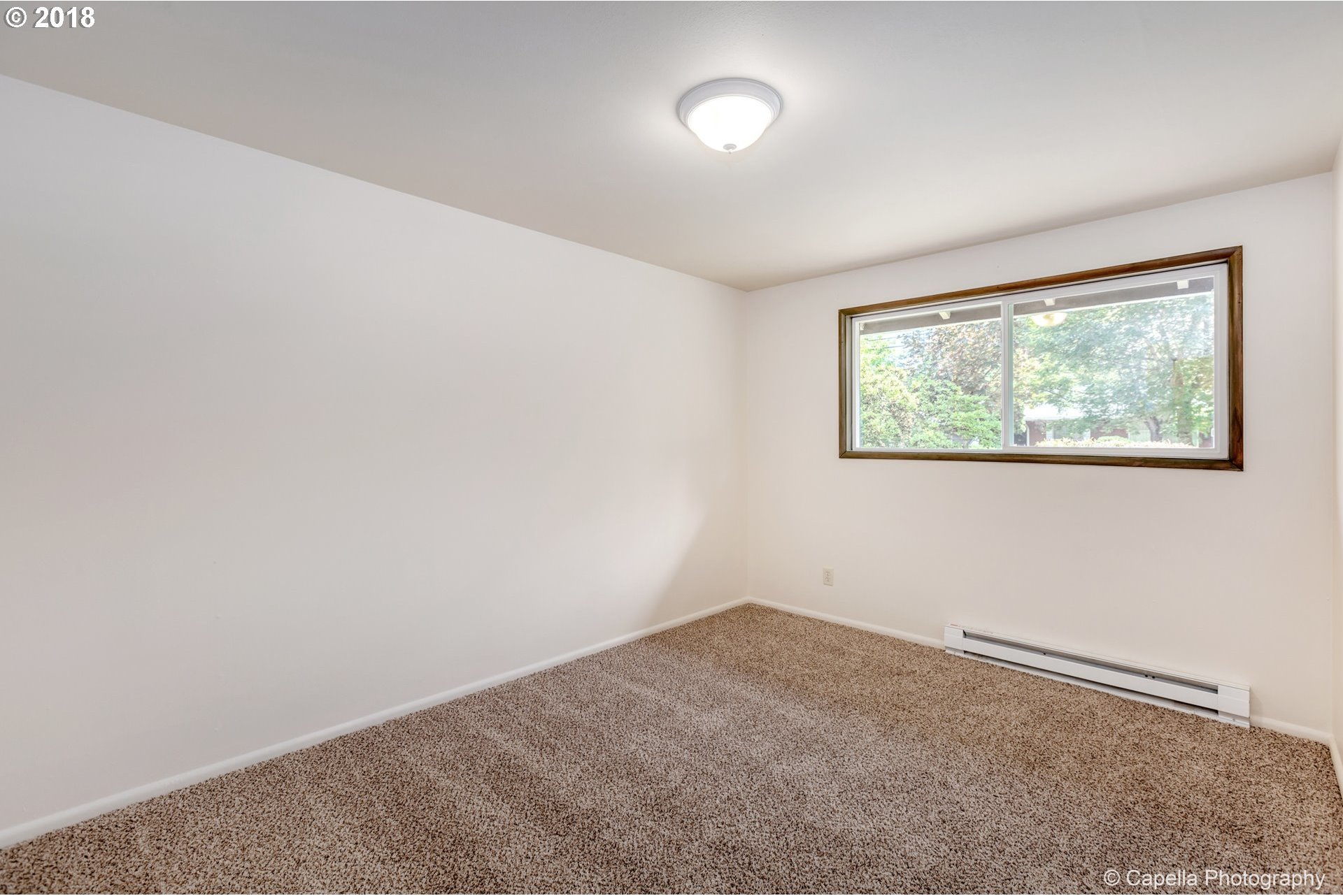 11855 Southwest 9th Street Beaverton, OR 97005 - Photo 10 of 29 Gallery Image 10