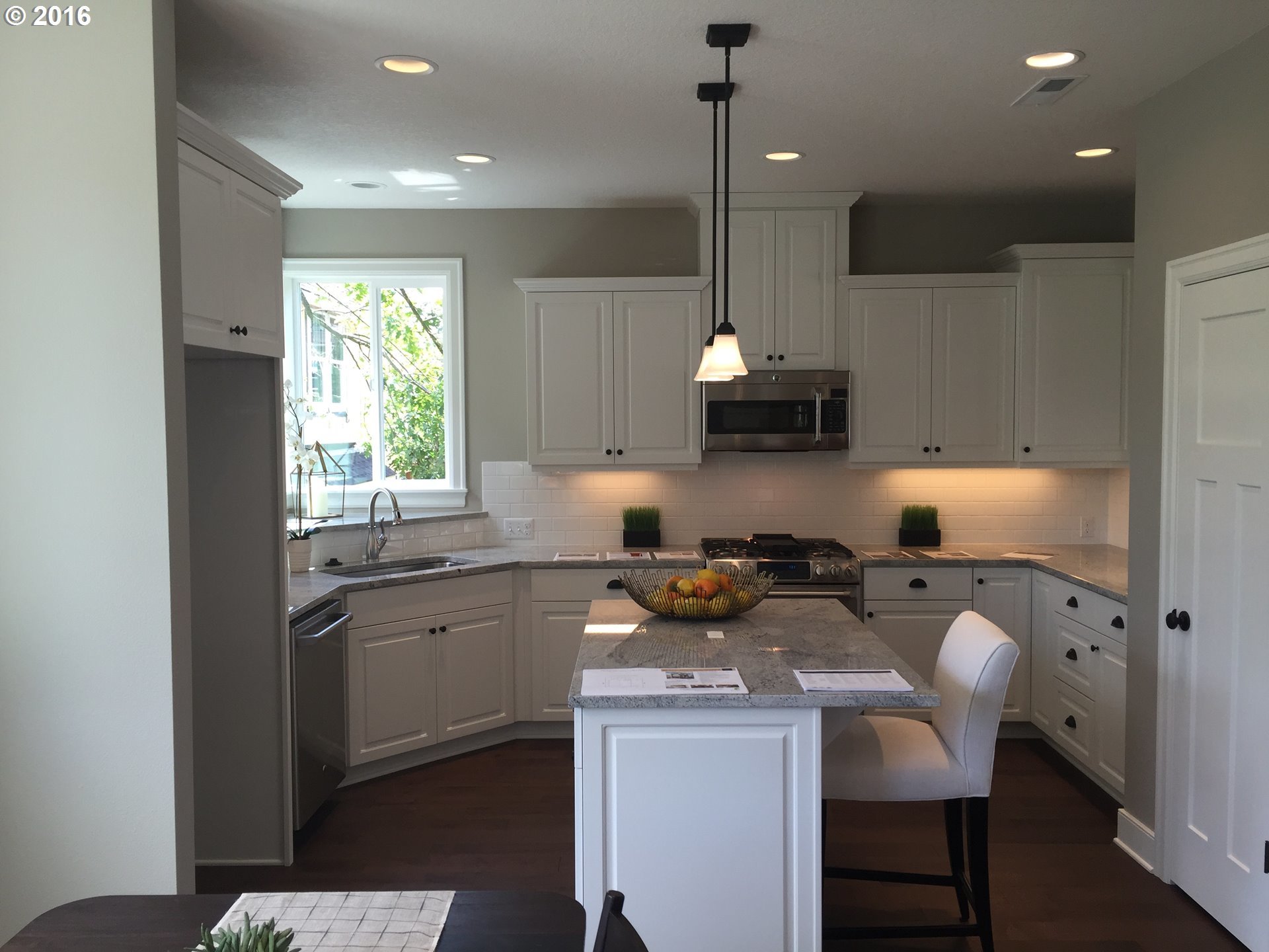 2143 North Kilpatrick Street Portland, OR 97217 - Photo 7 of 11 Gallery Image 7