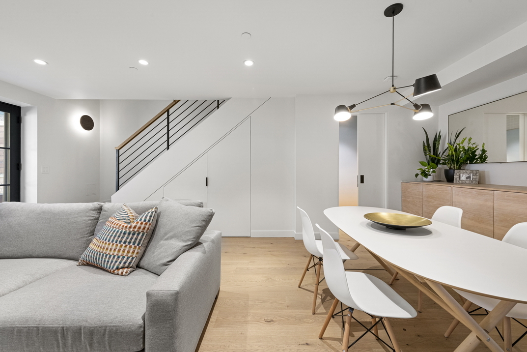 170 Broadway, Unit 1B Brooklyn, NY 11211 - Photo 5 of 17