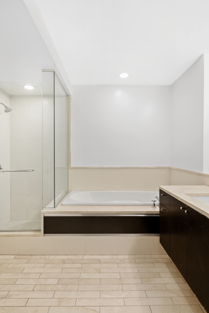 207 East 57th Street, Unit 7B Manhattan, NY 10022 - Photo 4 of 5