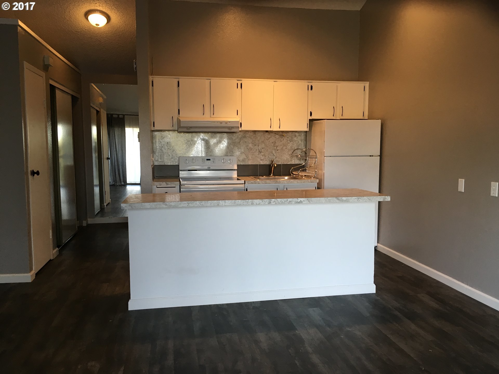 7538 Southwest Barnes Road, Unit 109B Portland, OR 97225 - Photo 12 of 20 Gallery Image 12