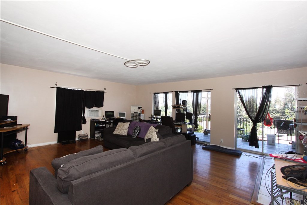 5337 Raphael Street Los Angeles, CA 90042 - Photo 23 of 29 Second Unit ~ Livingroom