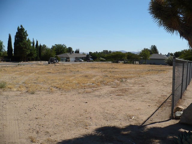 0 Windsor Hesperia, CA 92345 - Photo 3 of 3