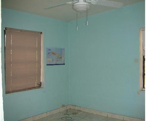 2060 Service Road Opa-Locka, FL 33054 - Photo 6 of 8