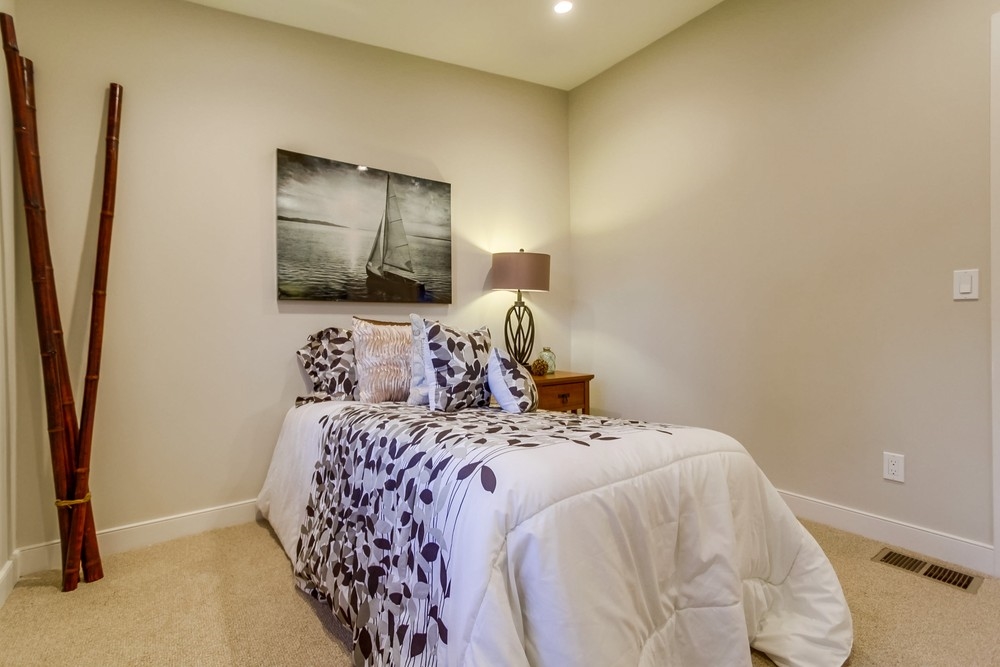 631 Stratford Drive Encinitas, CA 92024 - Photo 13 of 25