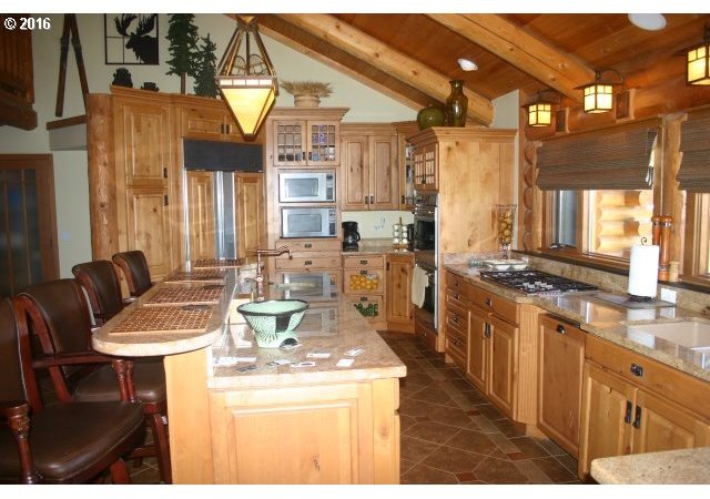 61540 Cold Stream Road Coos Bay, OR 97420 - Photo 17 of 32 Gallery Image 17