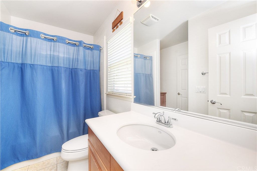 7 Wickford Lane Ladera Ranch, CA 92694 - Photo 26 of 36 Secondary bathroom