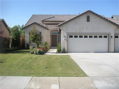 2922 Paradise Point Place Bakersfield, CA 93313 - Photo 2 of 2