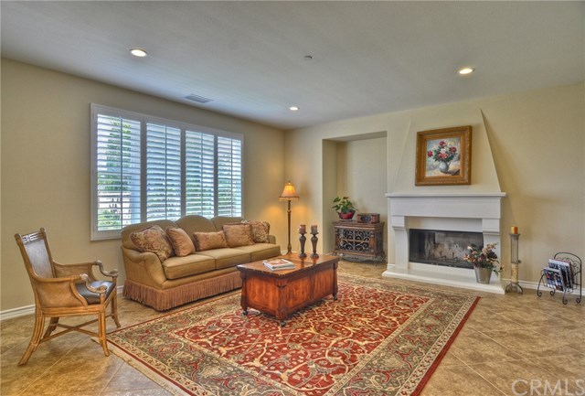 37 Hedgerow Irvine, CA 92603 - Photo 4 of 42