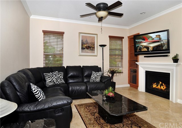 7967 Aldea Circle Huntington Beach, CA 92648 - Photo 4 of 20